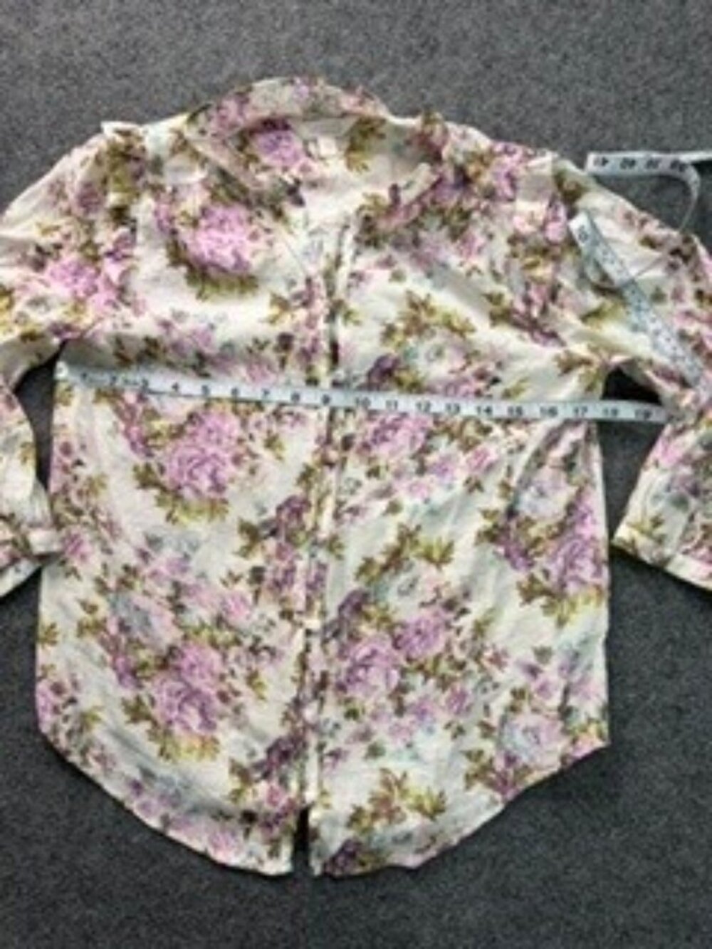 Lauren Conrad Floral Blouse. Lightweight. Size XS.